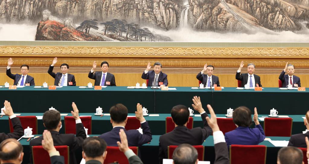 黨的二十大主席團(tuán)舉行第一次會議 習(xí)近平出席會議并作重要講話